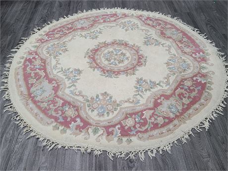 HAND KNOTTED ROUND AREA RUG (72"dm)