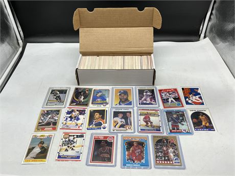 500+ SPORT CARDS - MOSTLY 90s NHL - INCLUDES MANY STARS & ROOKIES