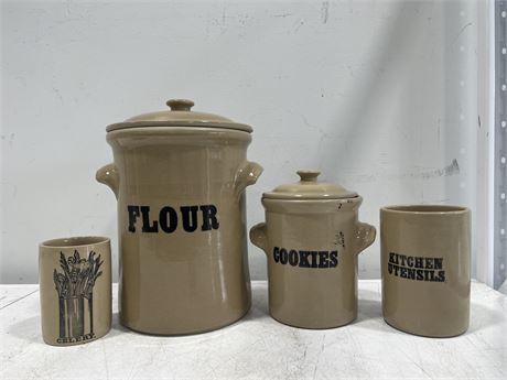 MCM STONEWARE CROCK SET MADE BY PEARSONS OF CHESTERFIELD ENGLAND