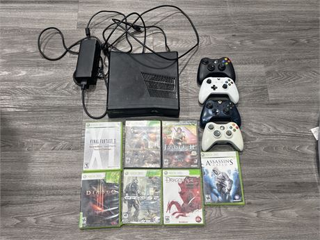 XBOX 360 S CONSOLE W/ CORDS, CONTROLLERS & GAMES