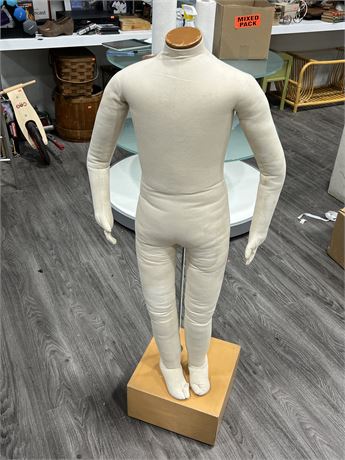 MANNEQUIN W/STAND - FLOOR MODEL (4FT tall)