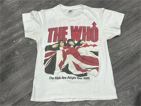 1989 THE WHO CONCERT TEE - SAYS MEDIUM BUT CLOSER TO SMALL