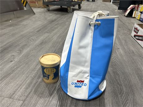 VINTAGE UNITED AIRLINE BAG & VINTAGE DAIRY QUEEN CONTAINER