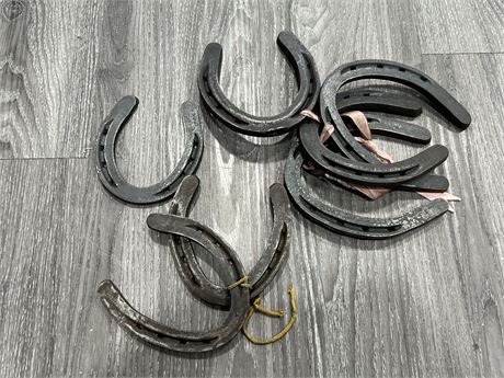 7 VINTAGE MADE IN ENGLAND HORSESHOES
