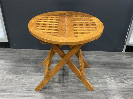 FOLDING WOODEN PICNIC TABLE (20” tall)