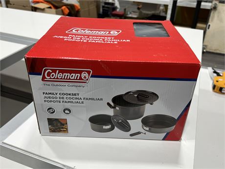(NEW) COLEMAN FAMILY COOKSET