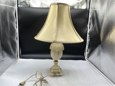 ANTIQUE ALABASTER LAMP - WORKS 22”