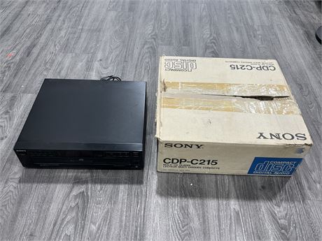 SONY CDP-C215 COMPACT DISC PLAYER W/BOX