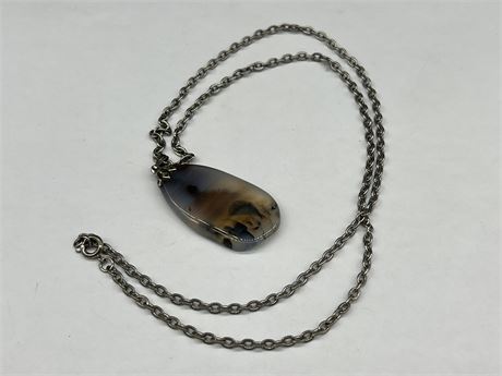VERY NICE AGATE PENDANT NECKLACE