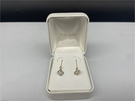 14K GOLD EARRINGS - UNMARKED BUT TESTED