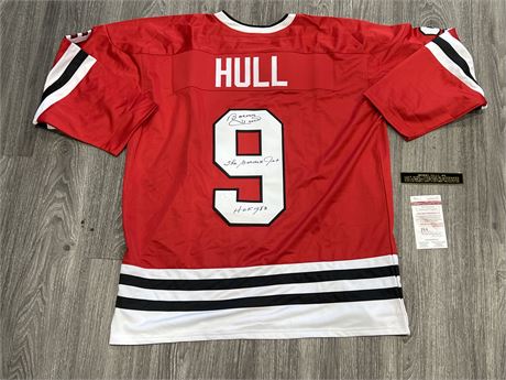 BOBBY HULL SIGNED JERSEY W/COA & NAME PLAQUE