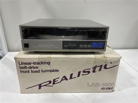 REALISTIC LAB-1600 TURNTABLE & ORIGINAL BOX (42-2905)