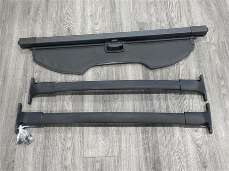 2013 OR 14 FORD ESCAPE ROOF RACK & HATCH CARGO COVER