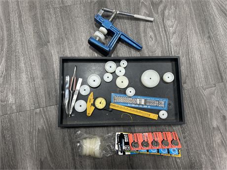 LOT OF JEWELLERS TOOLS - BATTERIES, COMPRESSION TOOL + OTHERS