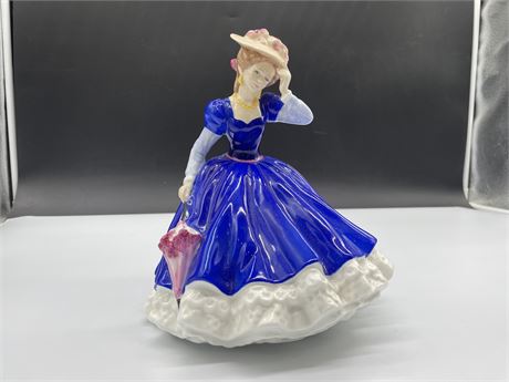 ROYAL DOULTON “FIGURE OF THE YEAR” 1992 - MARY (8”)