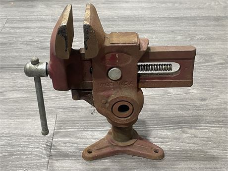 VINTAGE MADE IN USA VICE