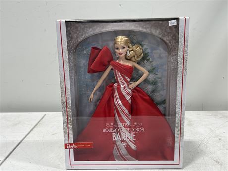 2019 HOLIDAY BARBIE IN BOX (13” tall)