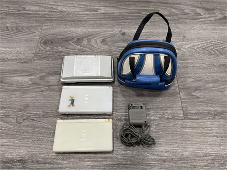 NINTENDO DS LOT W/2 DS LITES & 1 DS W/BAG & CHARGER (UNTESTED)