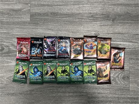 15 SEALED MAGIC THE GATHERING 15 CARD BOOSTER PACKS