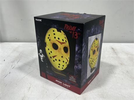 FRIDAY THE 13TH MASK LIGHT - MINT IN BOX (9” tall)