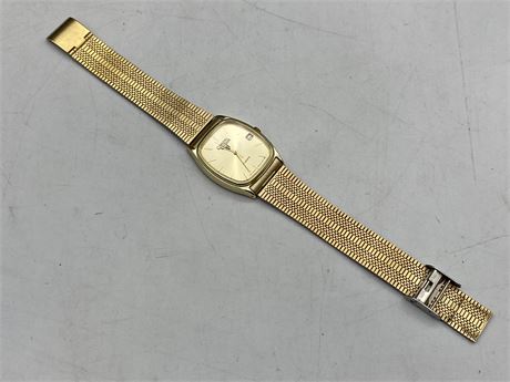 QUARTZ O’KEEFE COLLECTABLE WRIST WATCH - NEEDS BATTERY