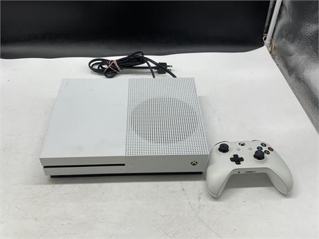 XBOX ONE S WITH CONTROLLER