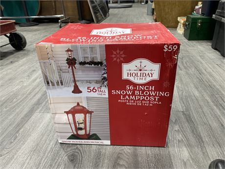 56” SNOWBLOWING LAMP POST NEW IN BOX