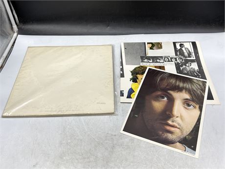 BEATLES - WHITE ALBUM 2LP NUMBERED W/POSTER & PICTURES - VG (Scratched)