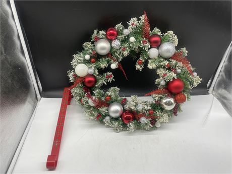 HIGH QUALITY 18” CHRISTMAS WREATH WITH HOLDER