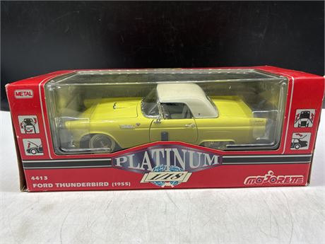 1:18 SCALE DIECAST FORD THUNDERBIRD (1955) IN BOX