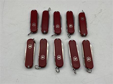 10 RED SWISS ARMY KNIVES