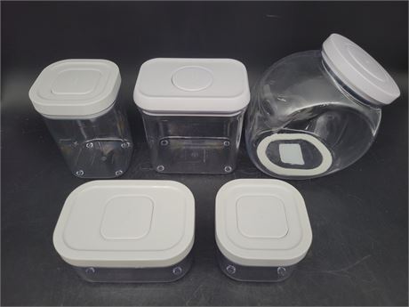 5 OXO GOOD GRIPS CONTAINERS