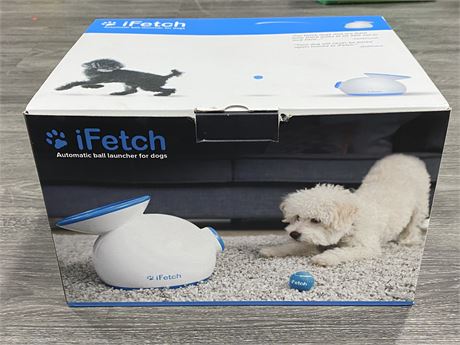 AS NEW IFETCH INTERACTIVE AUTOMATIC PET BALL LAUNCHER