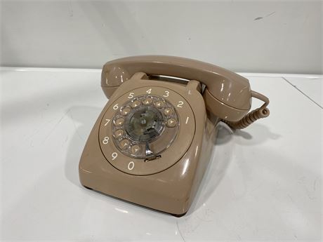 VINTAGE AUTOMATIC ELECTRIC PHONE