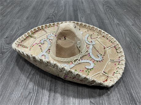 LARGE MEXICAN SOMBRERO