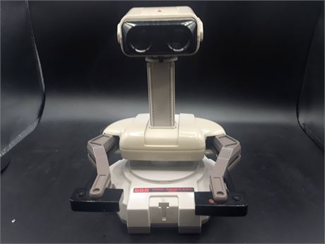 NINTENDO R.O.B. THE ROBOT - AS IS - NOT WORKING