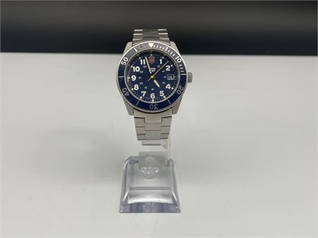 SWISS ARMY TOP MODEL 330FT WATER RESISTANT - FANTASTIC CONDITION