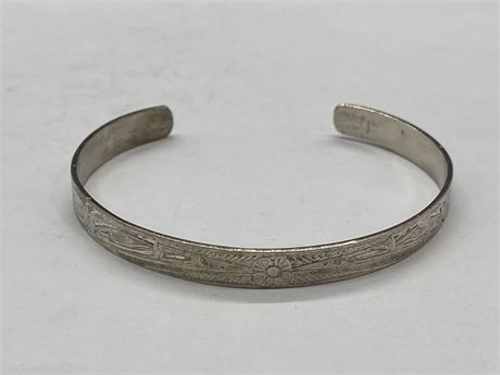 FIRST NATIONS 925 STERLING HAND CARVED BANGLE