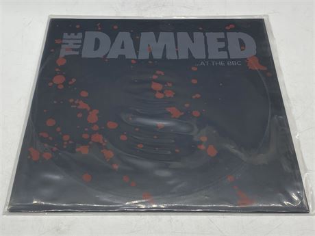 HTF ITALIAN PRESS THE DAMNED - AT THE BBC - EXCELLENT (E)