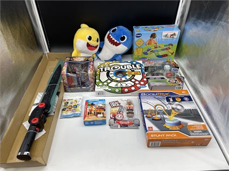 11 PCS OF NEW TOYS / GAMES (ALL BRAND NEW)