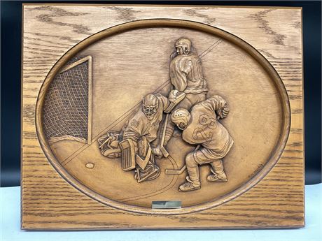 KIM MURRAY SIGNED 3D CARVING HE SCORES WITH COA 19”x15”