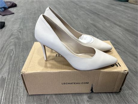 (NEW) LE CHATEAU HEELS - SIZE 37 - RETAIL $110