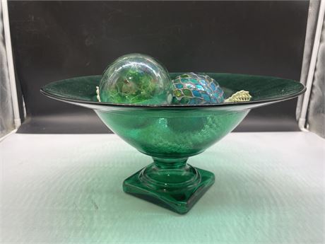 LARGE TEAL GLASS PEDESTAL WITH GLASS SPHERE DECOR(14” x 7”)