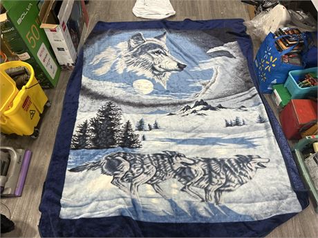 LARGE WOLF BLANKET - 90” X 68”