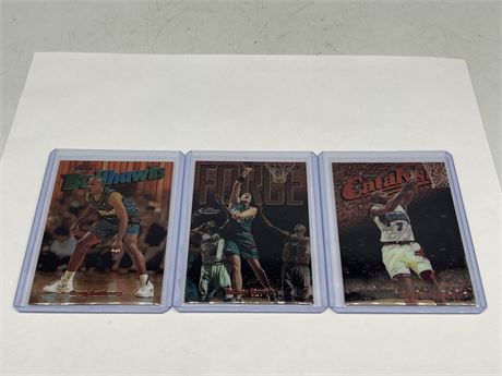 LOT OF 3 1997 TOPPS CHROME VAN. GRIZZLIES CARDS