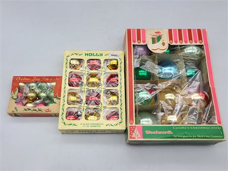 3 VINTAGE BOXES OF GLASS ORNAMENTS