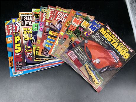 LOT OF VINTAGE MUSTANG MAGAZINES