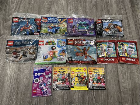 13 SEALED MINI LEGO PACKS