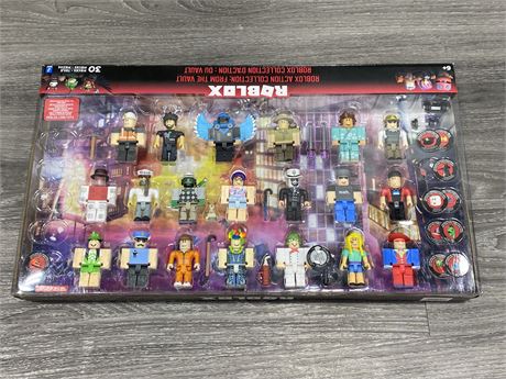 20 ROBLOX FIGURES - OPEN BOX, CODES HAVE BEEN USED