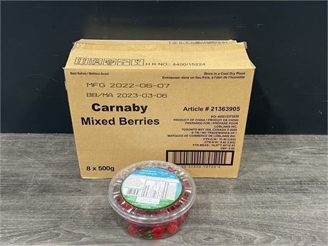 8 PACKS OF CARNABY GUMMY MIXED BERRIES - EXP: 2023 03 06